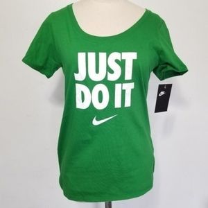 🏷🆕️Nike Medium Green Just Do It T-Shirt